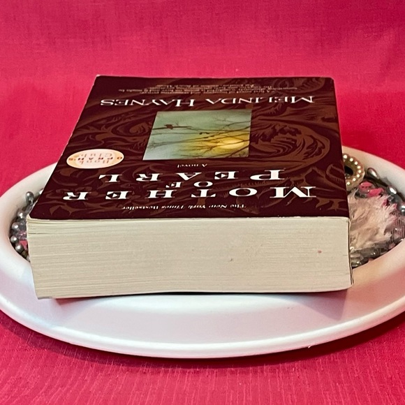 MOTHER OF PEARL BY MELINDA HAYNES - Picture 5 of 6